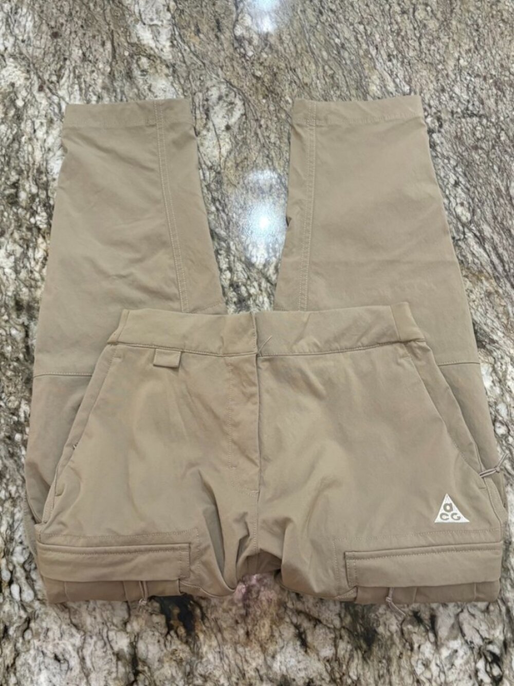 Nike ACG Cargo Pants Khaki